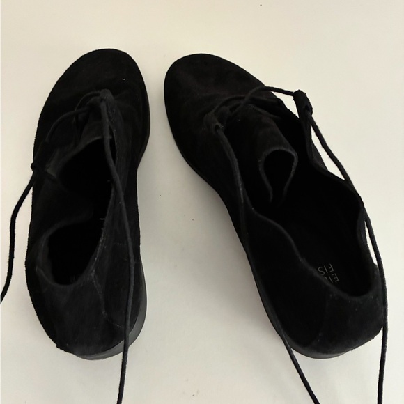 Eileen Fisher Baret Black Suede Shoes - Picture 4 of 7